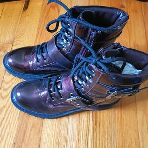 G By Guess Los Angeles Womens gg Slayder Dark Purple Glossy Combat Boots size 6M